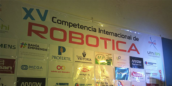 Club de Robótica logra el 4to puesto en la Competencia Internacional de Robótica
